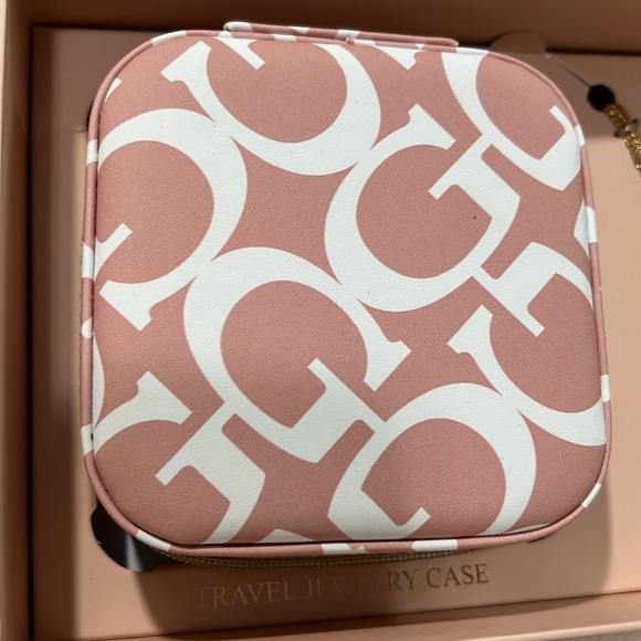 Guess Signature Rhinestone Butterfly Travel Jewelry Set - Picture 4 of 5